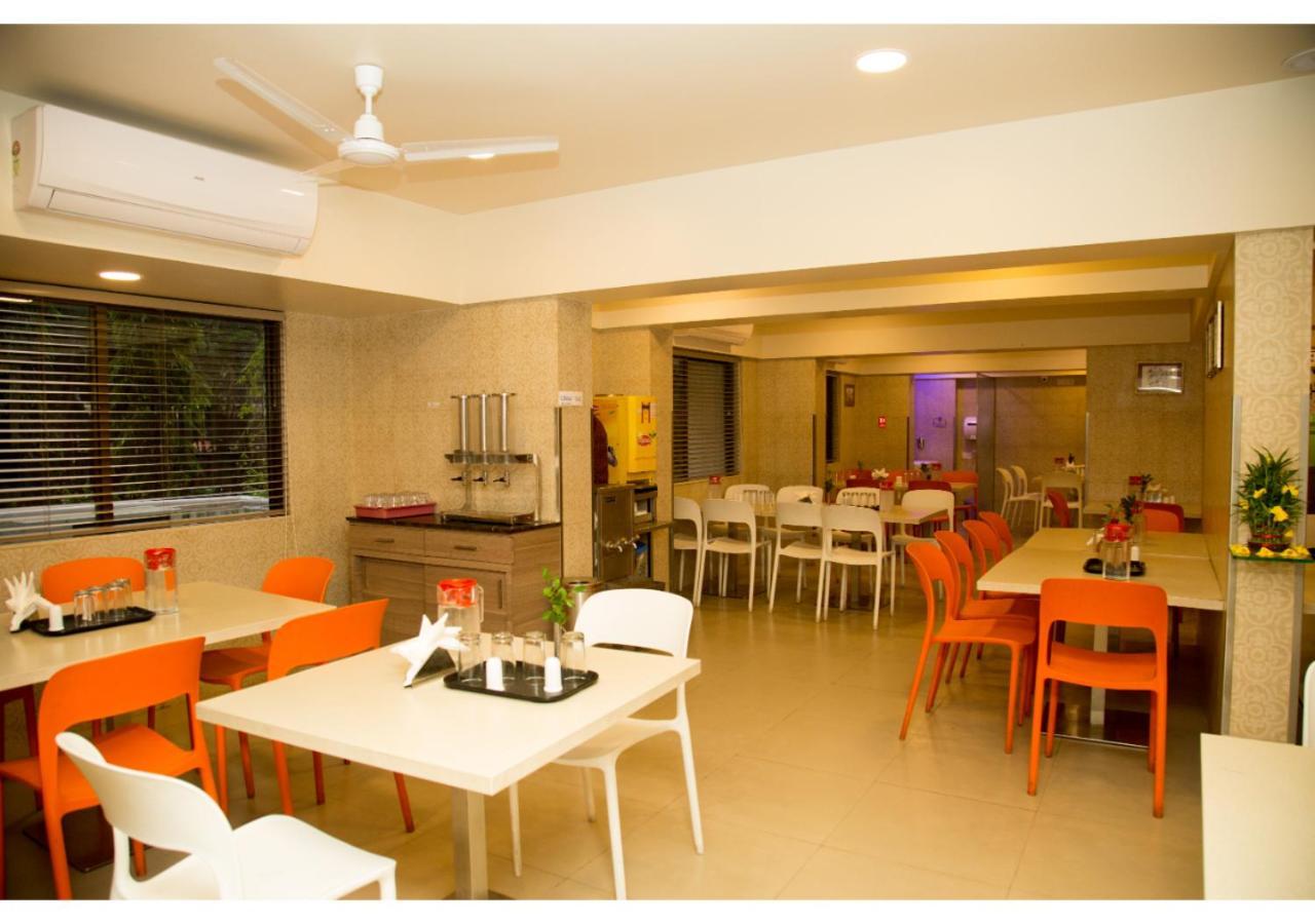 Ashok Deluxe Apartments, Marol Andheri East Mumbai Exterior foto